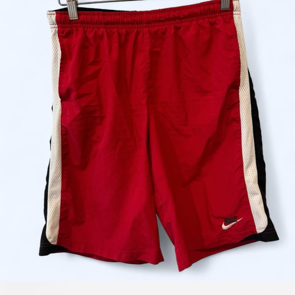Nike Men's Red and White Athletic Shorts